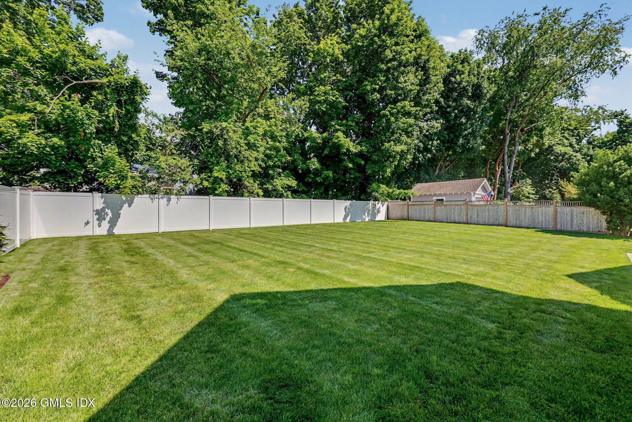 85 Indian Field Road Greenwich, CT 06830 - Photo 2 of 35 110-web-or-mls-85-indian-field-rd