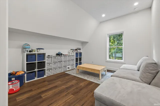 $1,350,000 | 5999 Nehrt Road, Bloomington, IN 47408