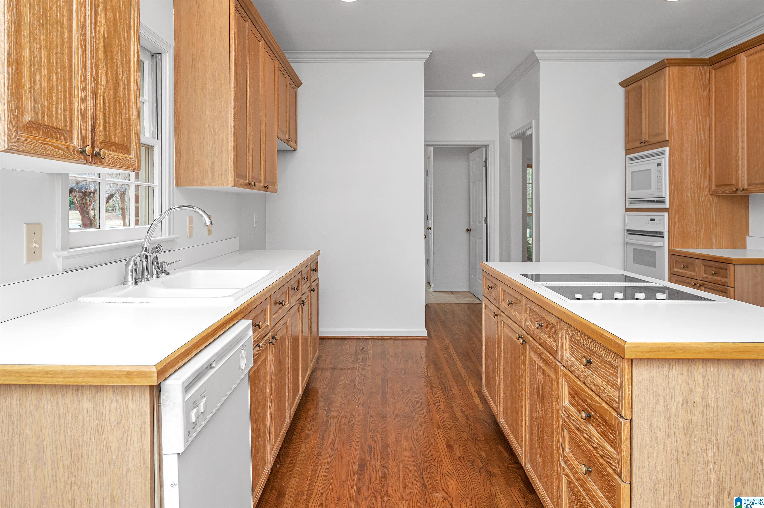 429 Cedar Trace Birmingham, AL 35244 - Photo 14 of 48