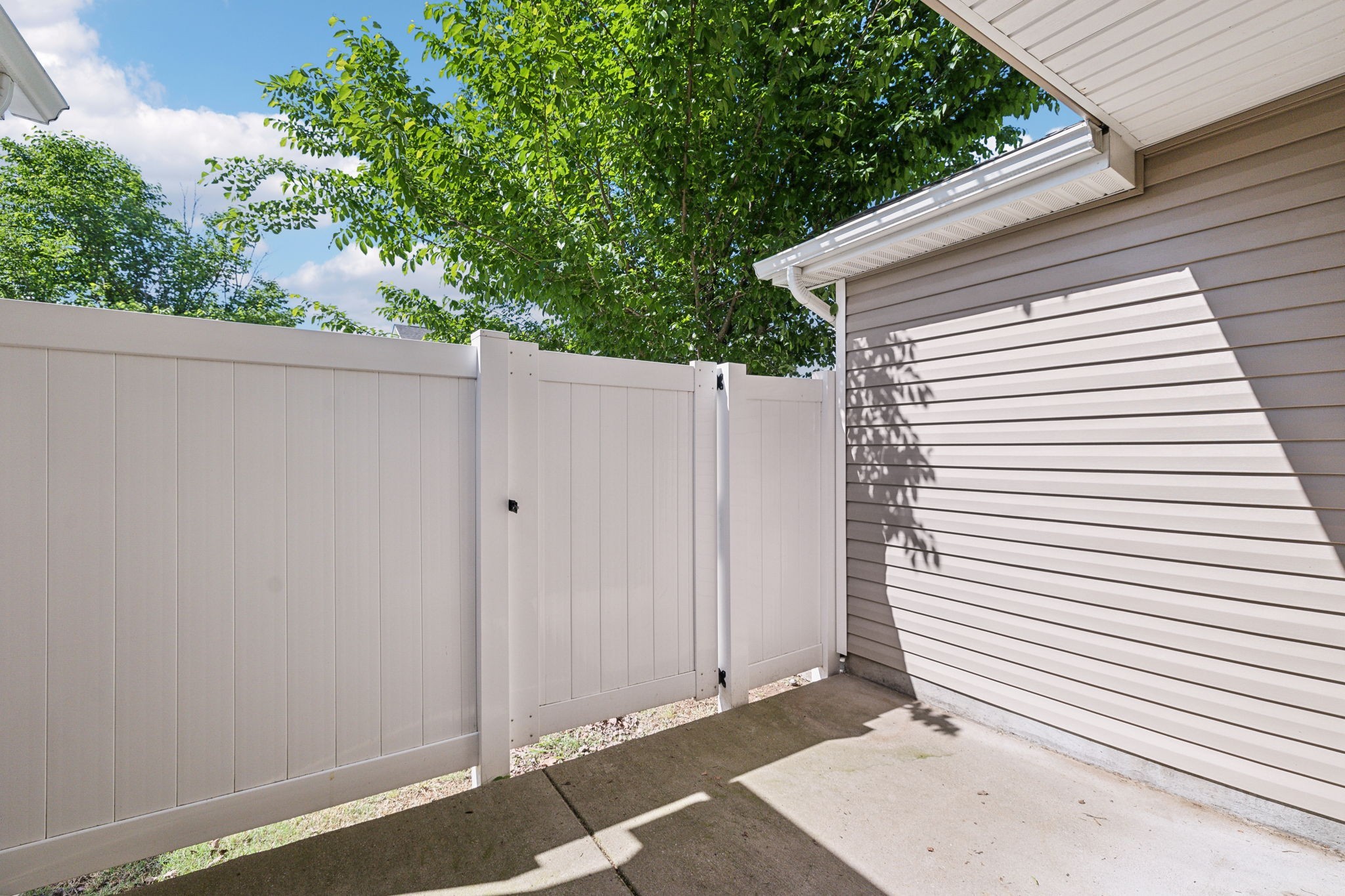 2336 Convention Way Murfreesboro, TN 37130 - Photo 21 of 23 a view of a backyard