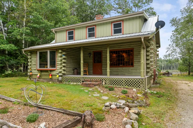 $599,000 | 27 Doggett Road, Westport Island, ME 04578