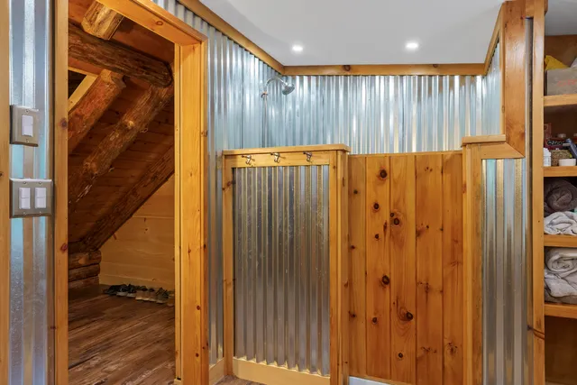 $599,000 | 27 Doggett Road, Westport Island, ME 04578