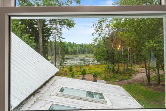 $599,000 | 27 Doggett Road, Westport Island, ME 04578