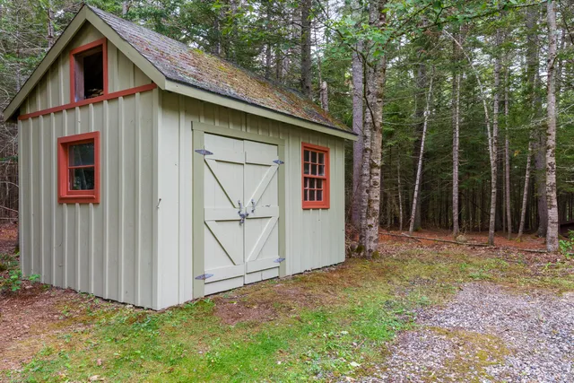 $599,000 | 27 Doggett Road, Westport Island, ME 04578