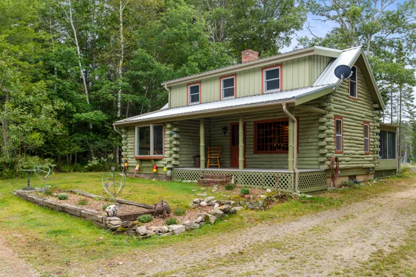 $599,000 | 27 Doggett Road, Westport Island, ME 04578