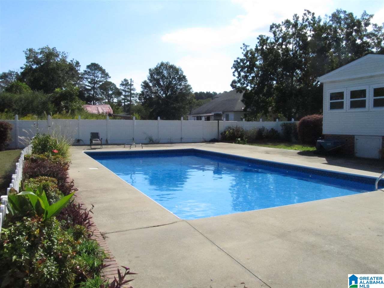 4580 Eulaton Road Anniston, AL 36201 - Photo 9 of 38