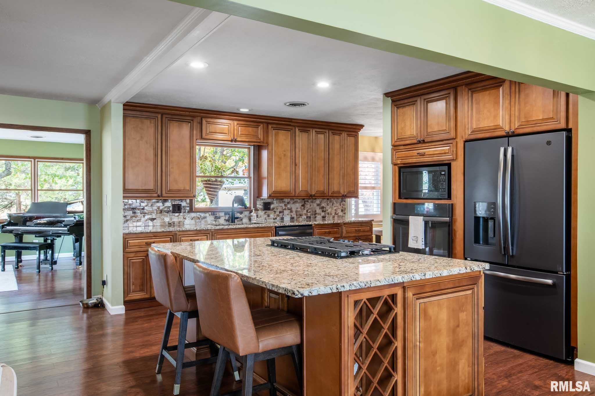 202 Dinah Lane Marion, IL 62959 - Photo 12 of 48