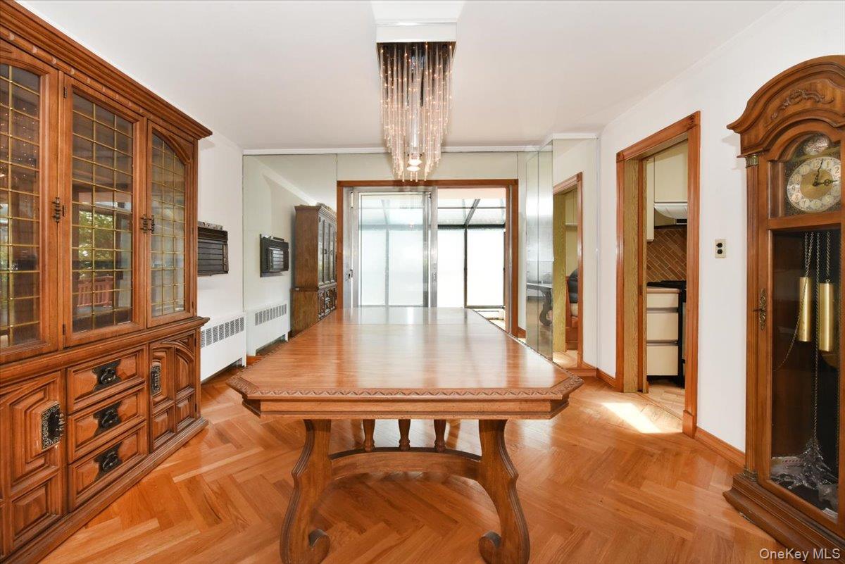 12 Leonard Road Syosset, NY 11791 - Photo 11 of 35 Gallery Image 11