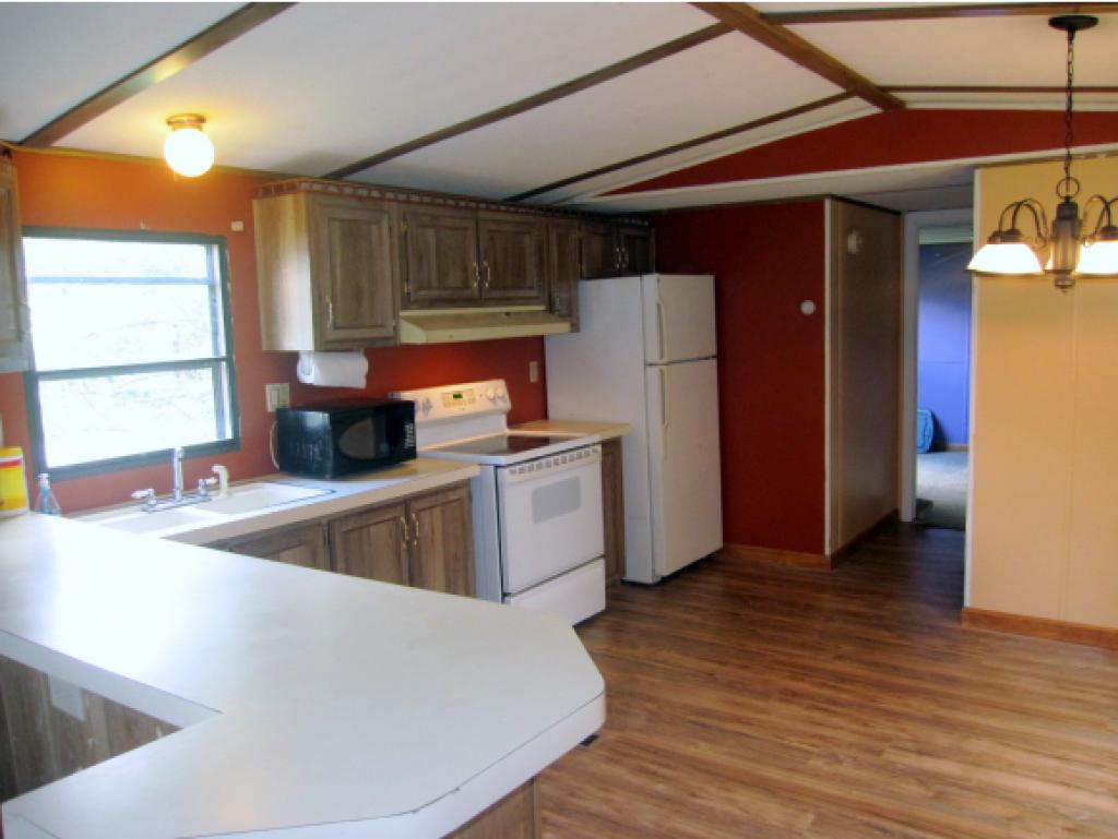 71 Martin Road Deering, NH 03244 - Photo 4 of 10