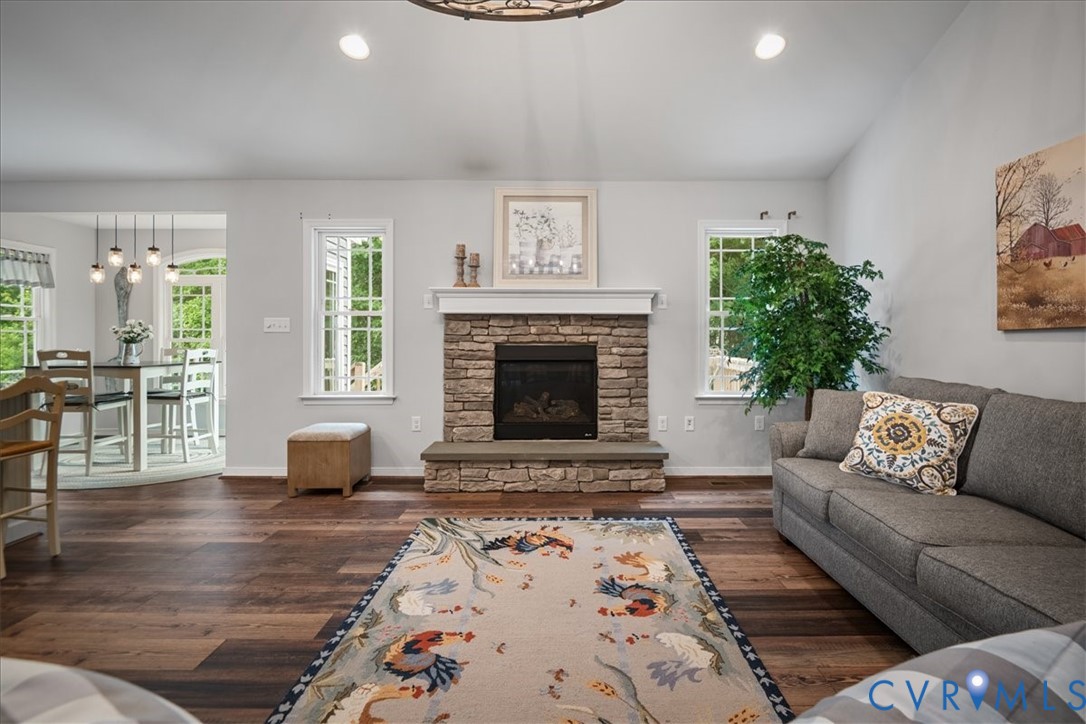 3109 Barnack Road Midlothian, VA 23112 - Photo 11 of 48 Gallery Image 11
