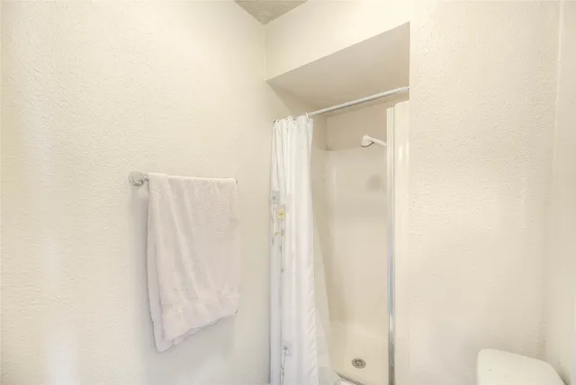 $145,000 | 445 Carolcrest Lane, Unit 323, Livingston, TX 77351