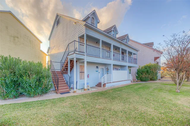 $145,000 | 445 Carolcrest Lane, Unit 323, Livingston, TX 77351