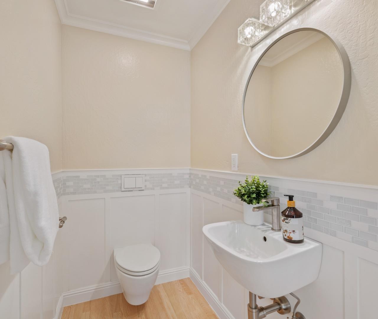 5087 Harwood Road San Jose, CA 95124 - Photo 12 of 37