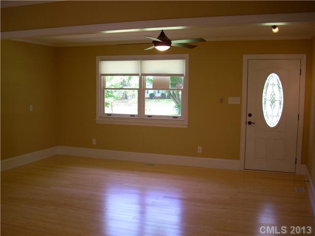 13317 Phillips Road Matthews, NC 28105 - Photo 5 of 16 Gallery Image 5