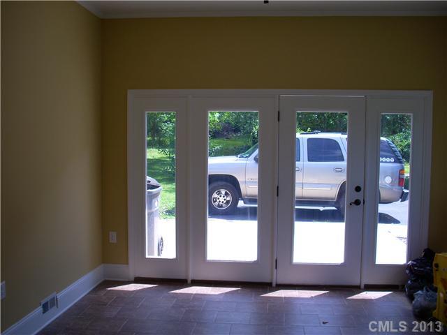 13317 Phillips Road Matthews, NC 28105 - Photo 6 of 16 Gallery Image 6