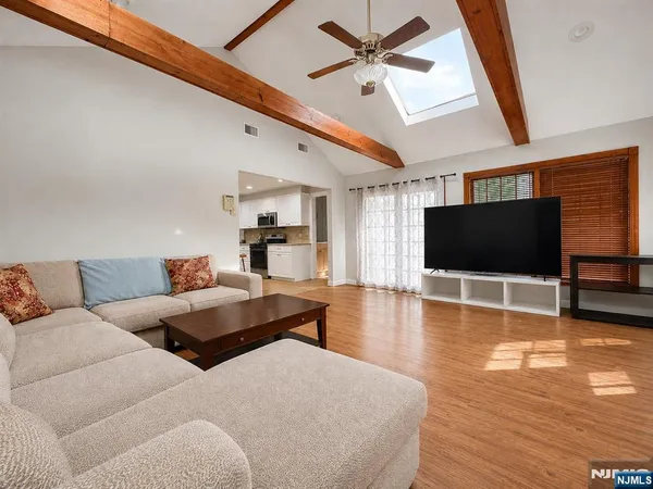 $4,800 | 286 McKinley Boulevard, Paramus, NJ 07652