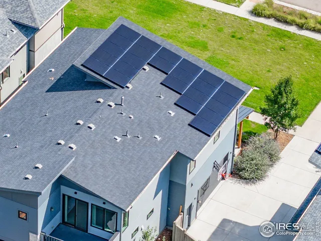 a view of a garden with pathway