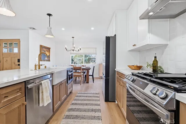 $1,279,000 | 3326 Hackett Avenue, Long Beach, CA 90808