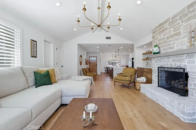 $1,279,000 | 3326 Hackett Avenue, Long Beach, CA 90808