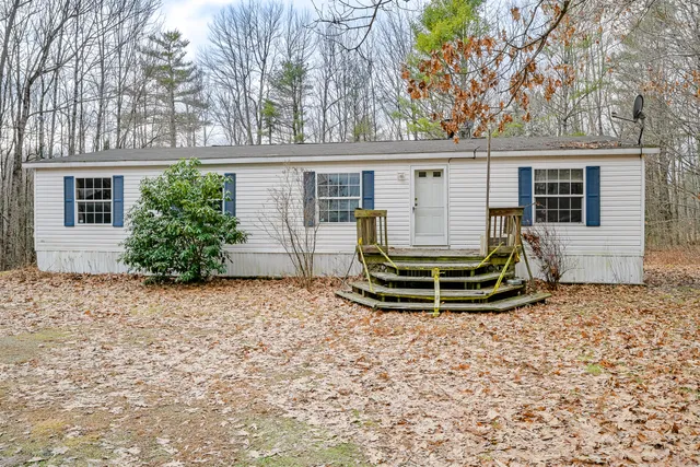 $160,000 | 18 Jacks Lane, Chelsea, ME 04330