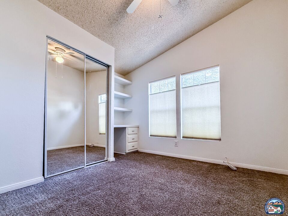 1601 Drew Road, Unit 46 El Centro, CA 92243 - Photo 12 of 36 Gallery Image 12
