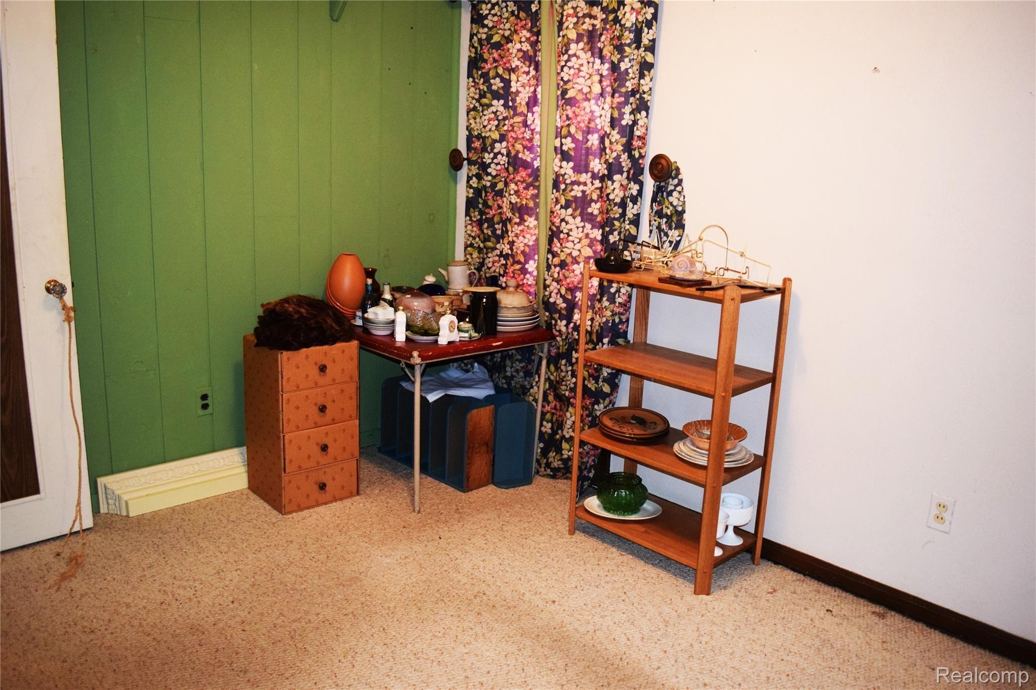 8442 Burt Road Detroit, MI 48228 - Photo 9 of 14 9.jpg
