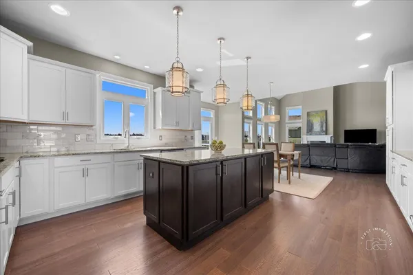 $1,050,000 | 39-w509 Norton Lake Drive, St. Charles, IL 60175