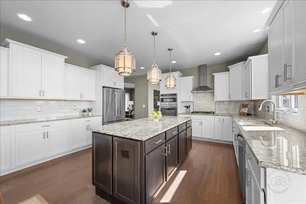 $1,050,000 | 39-w509 Norton Lake Drive, St. Charles, IL 60175