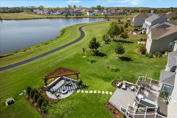 $1,050,000 | 39-w509 Norton Lake Drive, St. Charles, IL 60175