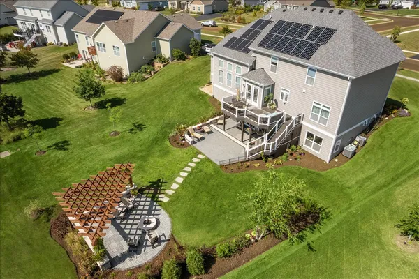 $1,050,000 | 39-w509 Norton Lake Drive, St. Charles, IL 60175