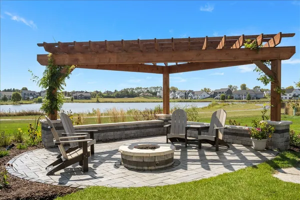 $1,050,000 | 39-w509 Norton Lake Drive, St. Charles, IL 60175