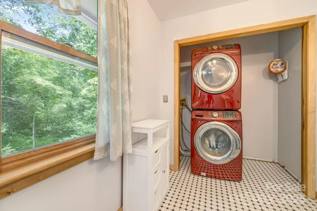 $450,000 | 465 Youngs Gap Road, Fletcher, NC 28732