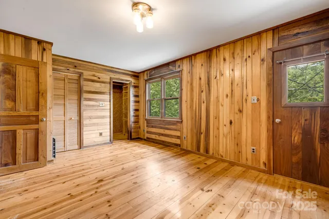 $450,000 | 465 Youngs Gap Road, Fletcher, NC 28732