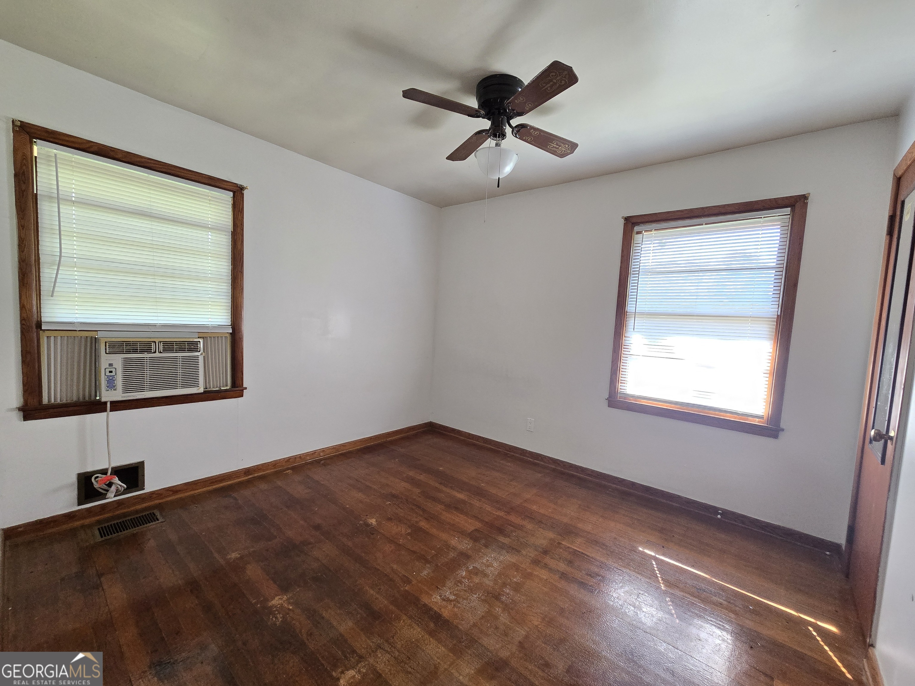 677 Shellnut Drive Forest Park, GA 30297 - Photo 12 of 18