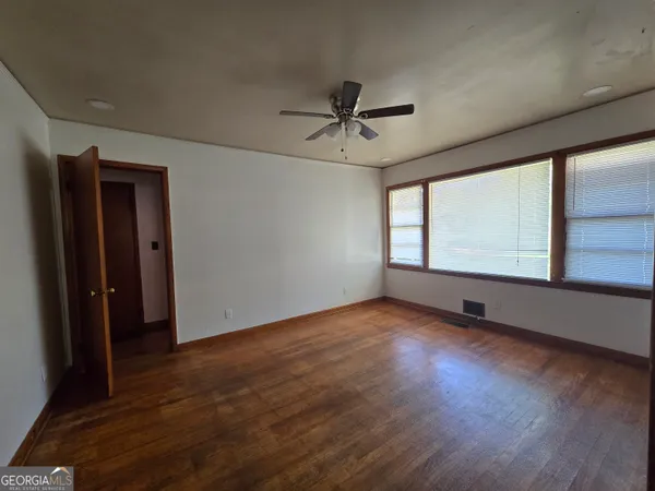 $1,400 | 677 Shellnut Drive, Forest Park, GA 30297