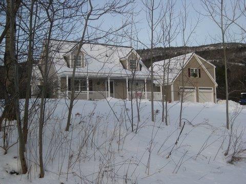 21 Molyneaux Road Camden, ME 04843 - Photo 2 of 25 Photo