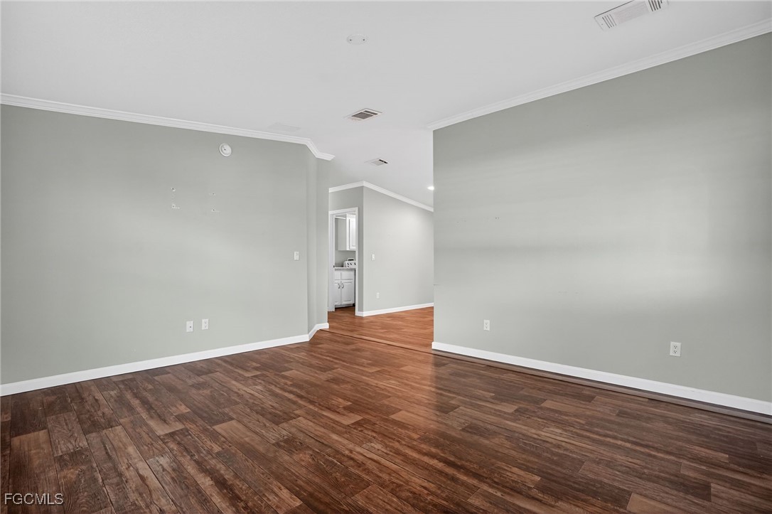 516 Menton Lane Naples, FL 34112 - Photo 6 of 34