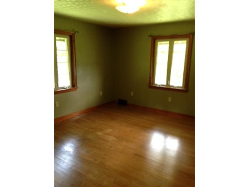 13164 State Rte 422 Kittanning, PA 16201 - Photo 12 of 15 Master Bedroom.