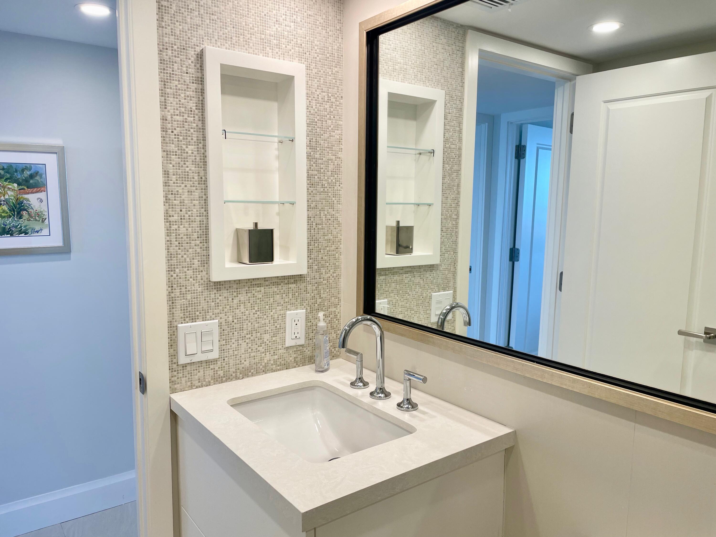 250 South Ocean Boulevard, Unit 6F Boca Raton, FL 33432 - Photo 62 of 94 IMG_2772