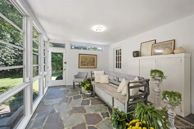 $1,195,000 | 60 Aberfoyle Road, New Rochelle, NY 10804