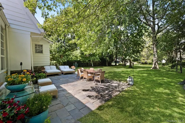 $1,195,000 | 60 Aberfoyle Road, New Rochelle, NY 10804