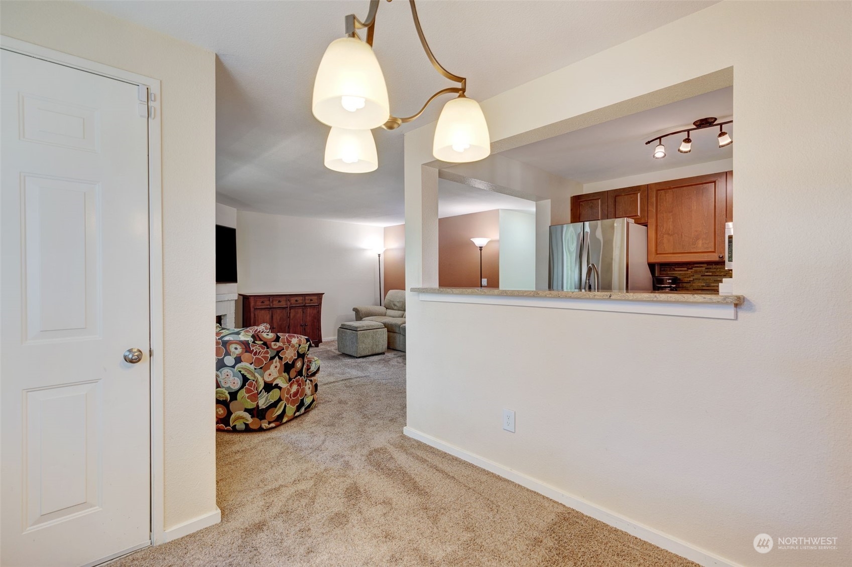12404 East Gibson Road, Unit P201 Everett, WA 98204 - Photo 9 of 33 Gallery Image 9