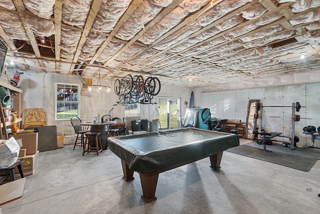90 South Road Pepperell, MA 01463 - Photo 34 of 41 a living room with lots of furniture