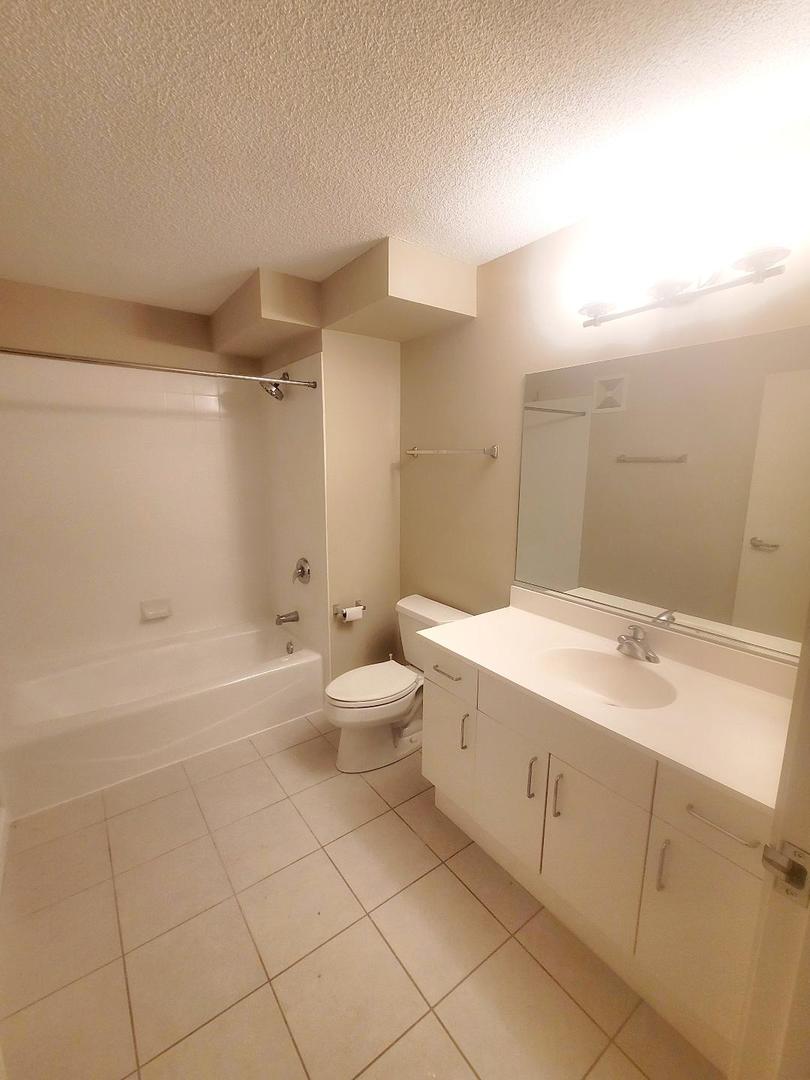 800 Elgin Road, Unit 1108 Evanston, IL 60201 - Photo 9 of 12