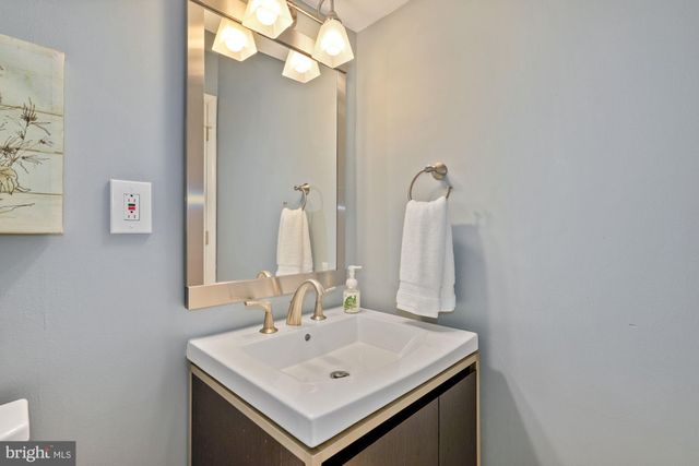 $1,845,000 | 730 Battery Place, Alexandria, VA 22314