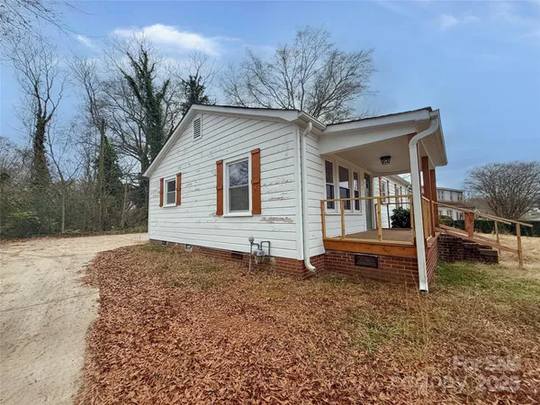 $134,900 | 322 Buffalo Street, Shelby, NC 28150