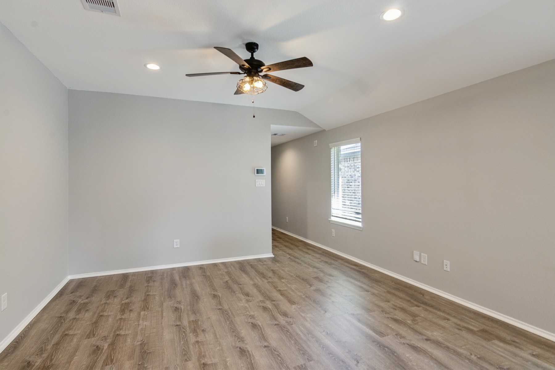 2314 Fraser Hill Ln Spring Spring, TX 77373 - Photo 5 of 20 Gallery Image 5