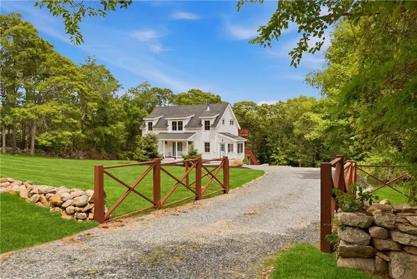 $1,099,000 | 26 Old Stone Church Road, Little Compton, RI 02837