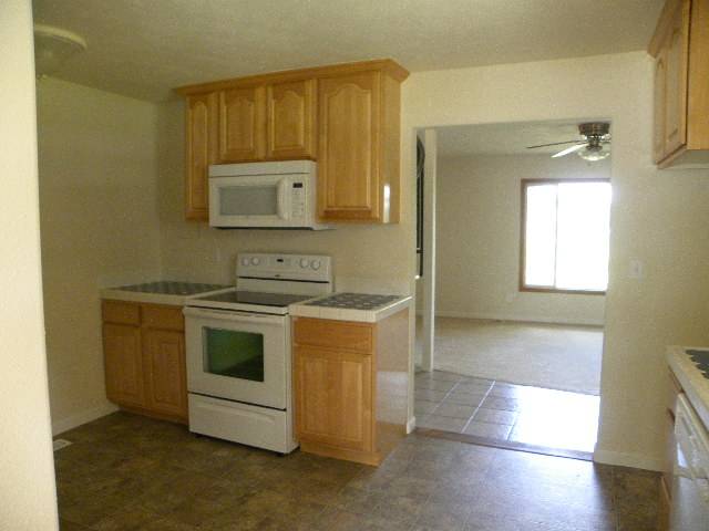 4126 North Woodlawn Road Spokane Valley, WA 99216 - Photo 4 of 9 Gallery Image 4