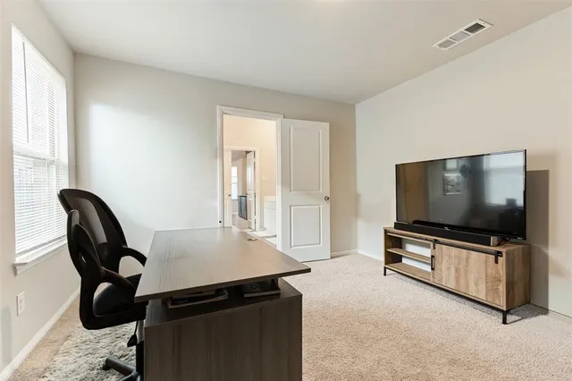 $3,000 | 7537 Prairie Holly Lane, Venus, TX 76084